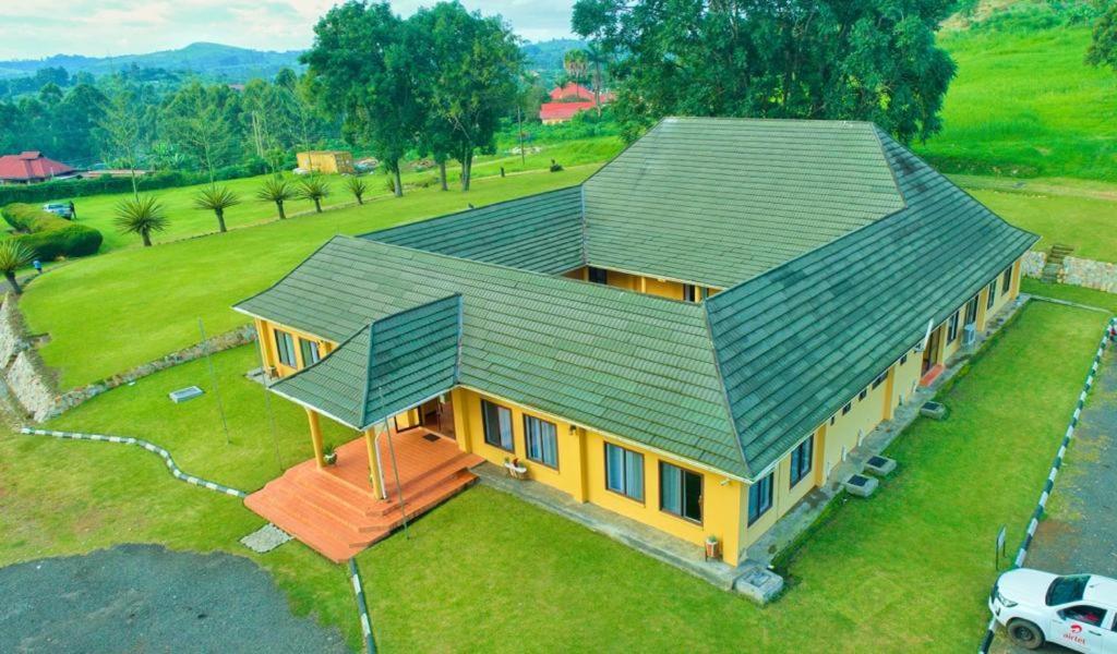Mountains Of The Moon Hotel Fort Portal 외부 사진