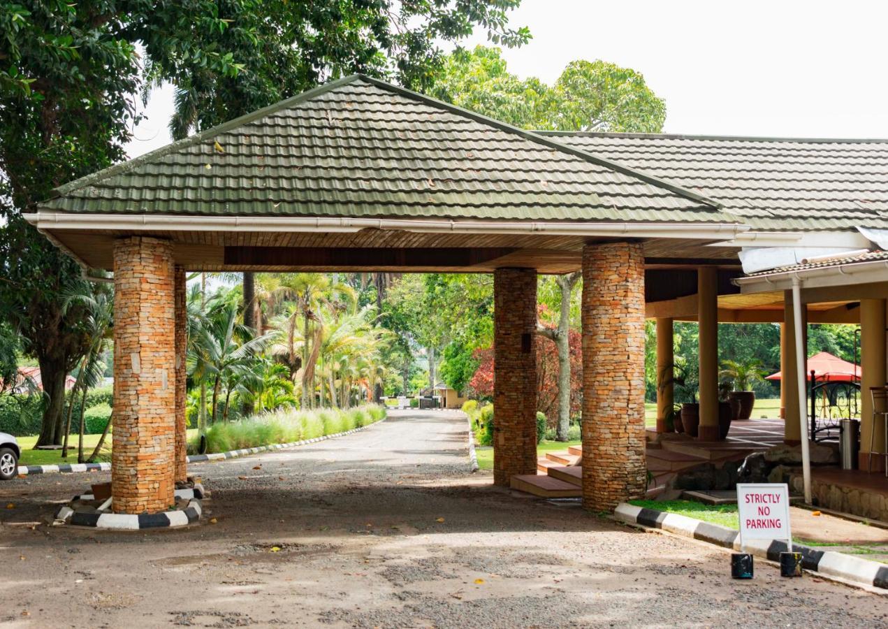 Mountains Of The Moon Hotel Fort Portal 외부 사진