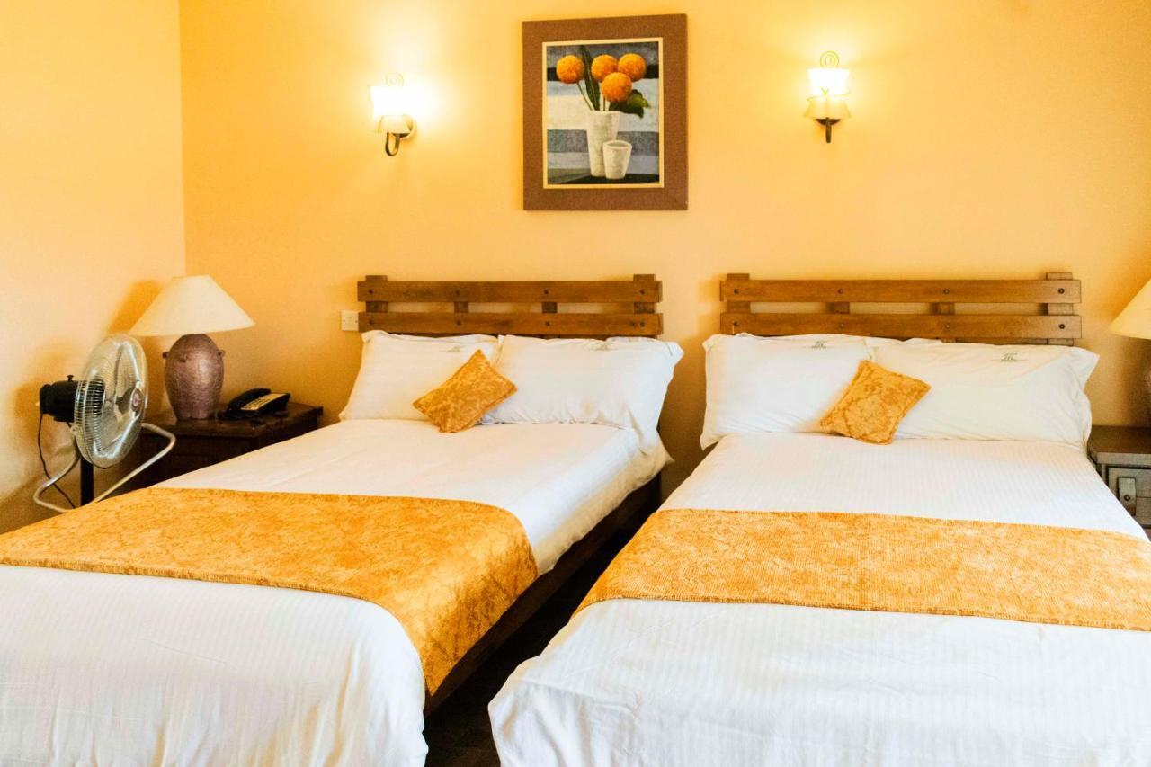 Mountains Of The Moon Hotel Fort Portal 외부 사진