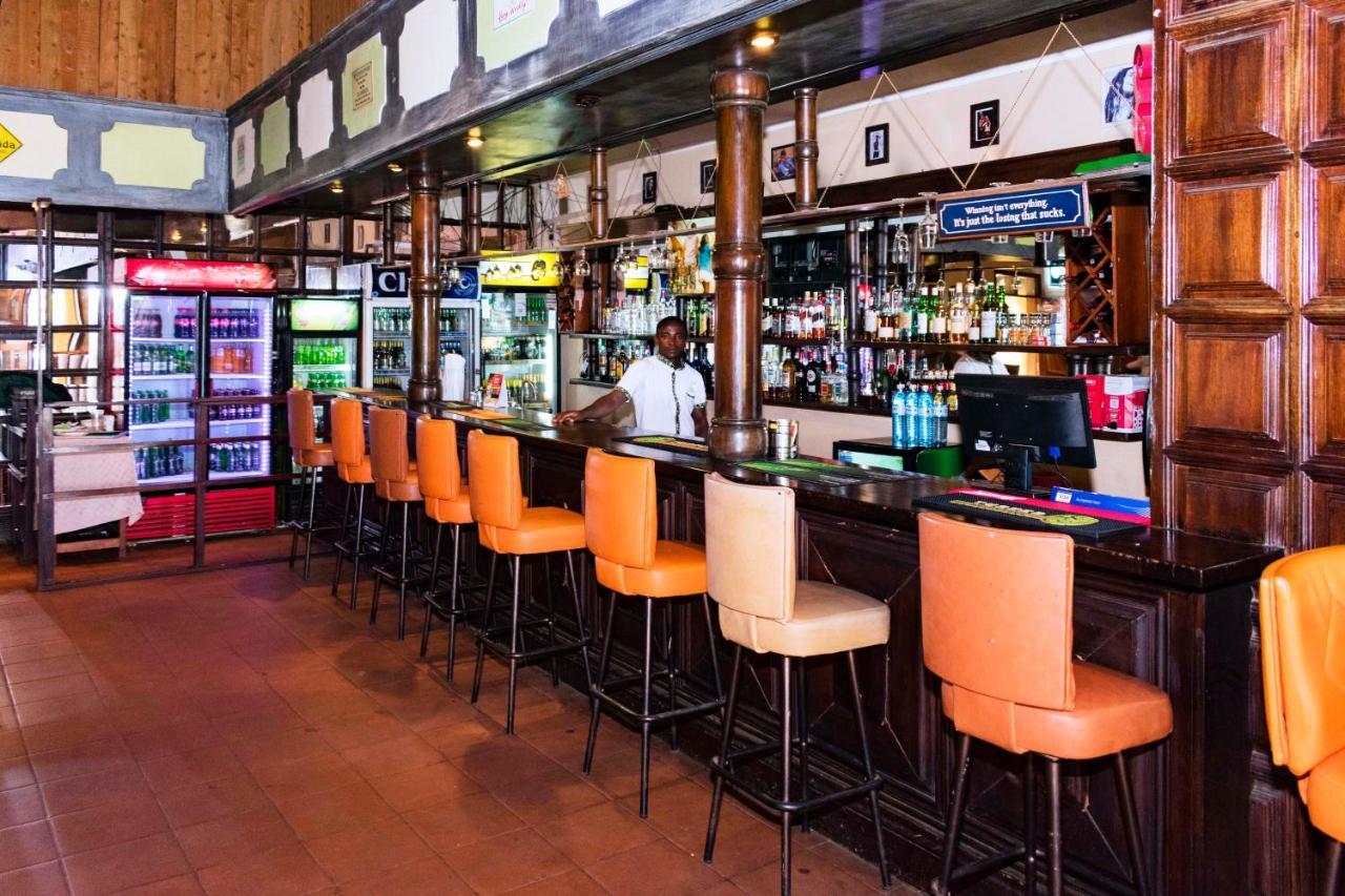Mountains Of The Moon Hotel Fort Portal 외부 사진