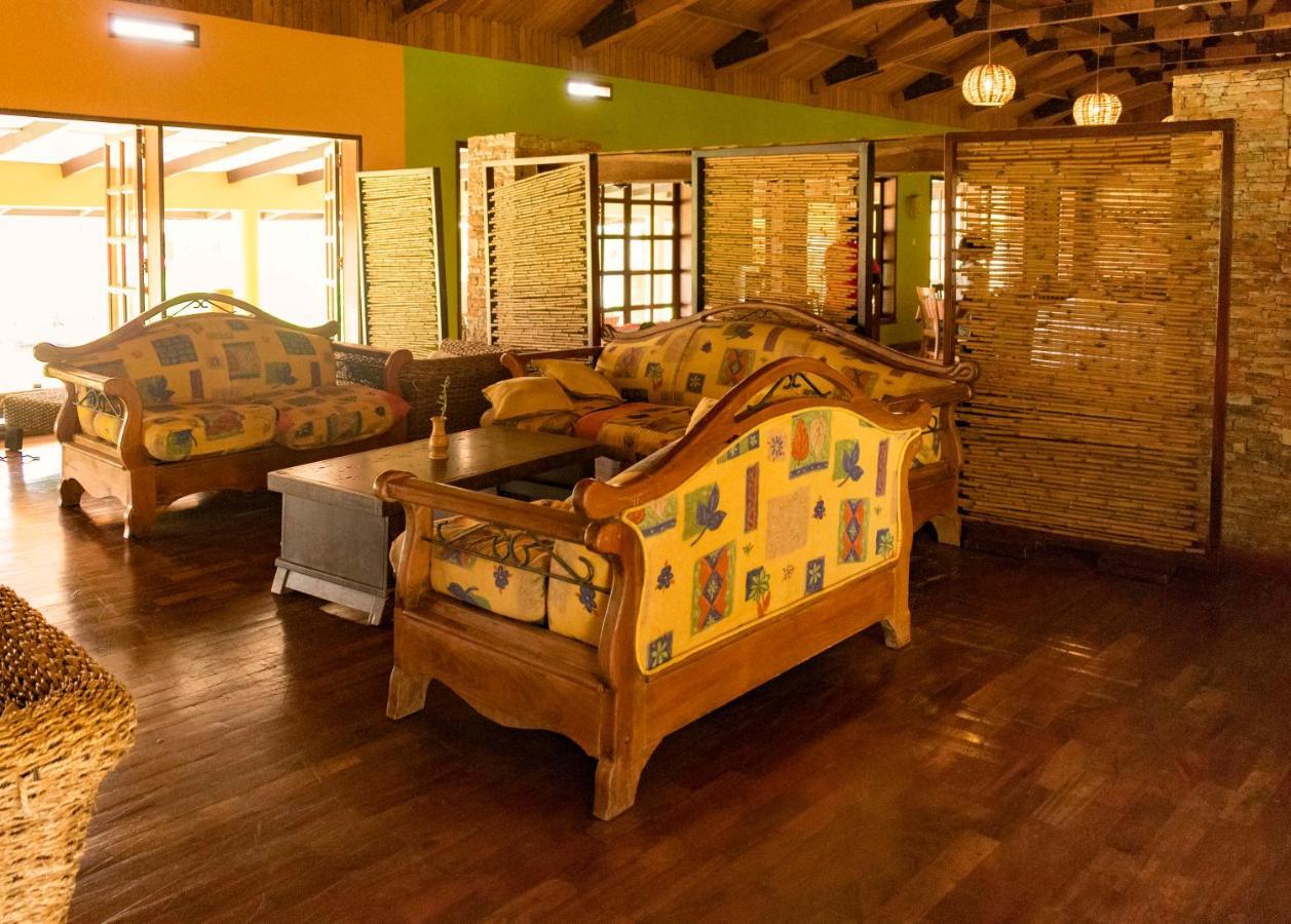 Mountains Of The Moon Hotel Fort Portal 외부 사진